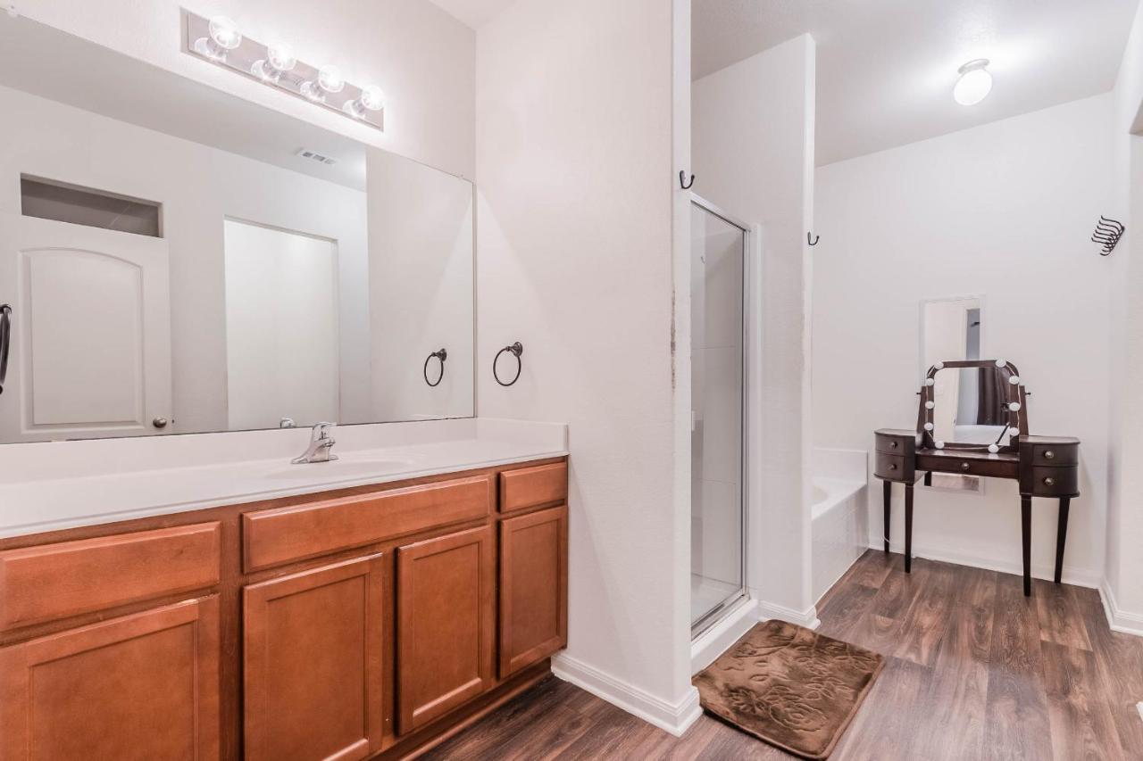 Luxury 5Br Dallas Retreat With Business Amenities - Perfect For Business Travelers, Families & Groups Zewnętrze zdjęcie
