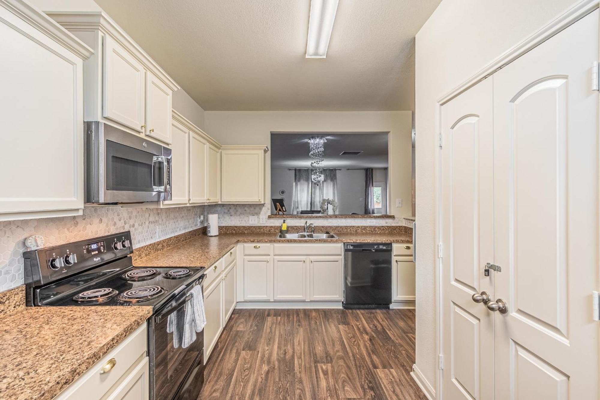 Luxury 5Br Dallas Retreat With Business Amenities - Perfect For Business Travelers, Families & Groups Zewnętrze zdjęcie